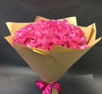 Букет с ароматными французскими розами сорта Piaget